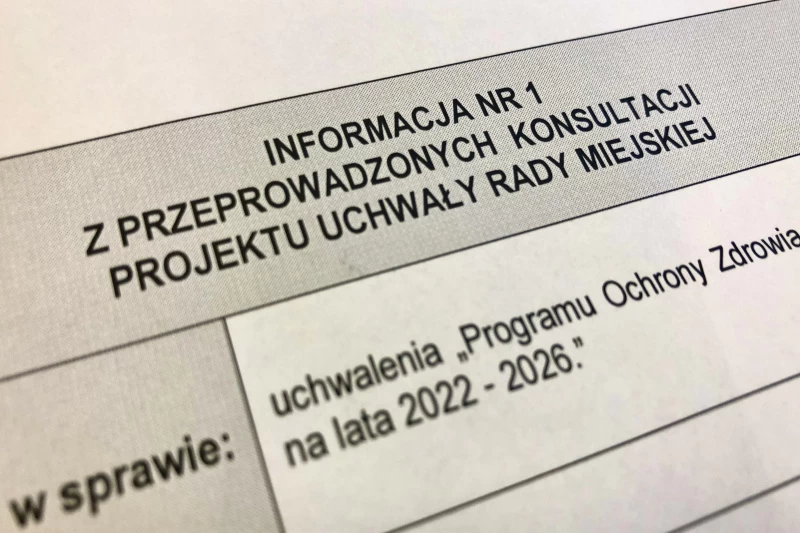 zdjęcie przedstawia informację na temat przeprowadzonych konsultacji projektu programu ochrony zdrowia na lata 2022-2026